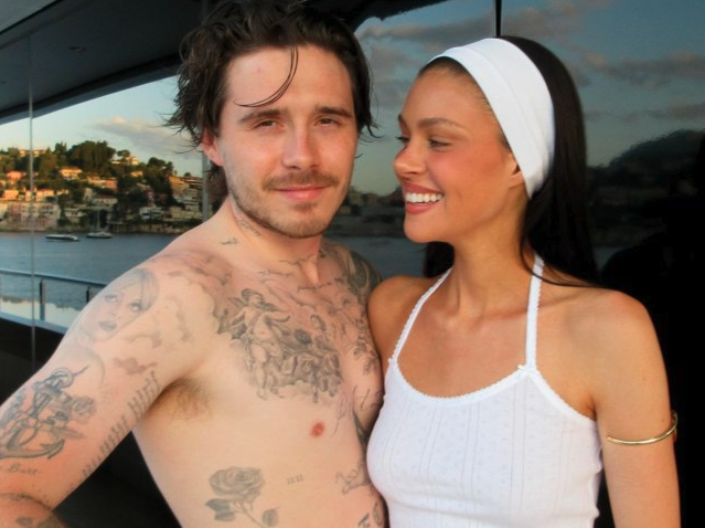 Popular Actress Nicola Peltz Beckham poses n*d£ in bath in snap taken by husband Brooklyn Beckham